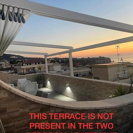 Ferienwohnung Residenza Le Sirene Tropea Exterior foto