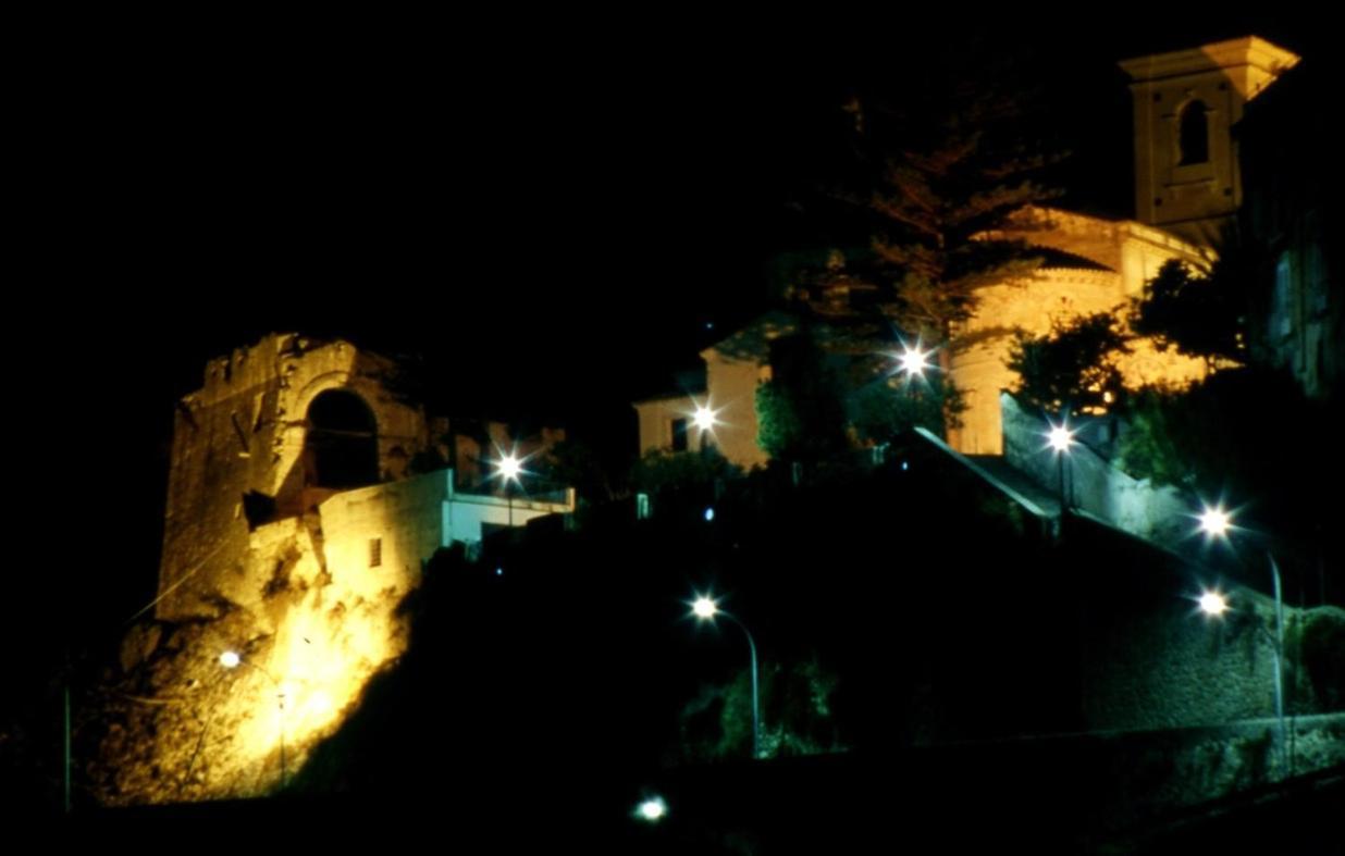 Ferienwohnung Residenza Le Sirene Tropea Exterior foto
